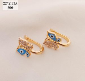 HUGGIE MARIPOSA ALAS PUNTA MITAD OJO MITAD CZ