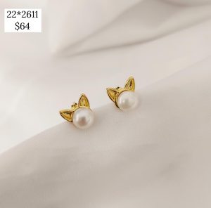 ARETE CABEZA DE GATO CON PERLA