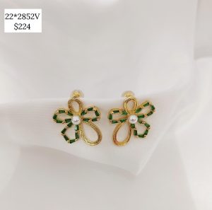 ARETE FLOR ZIRCONIA Y PERLA A MEDIAS