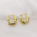 ARRACADA CHICA TUBULAR CON OJITOS