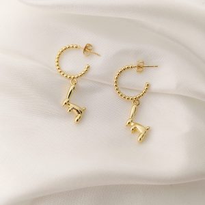 ARRACADA CON CONEJO COLGANDO