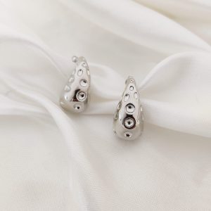 ARETE GOTA CON CORAZONES CALADOS