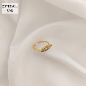 ANILLO OVALADO CON PAVE