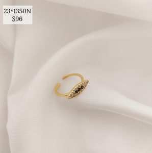 ANILLO OVALADO CON PAVE