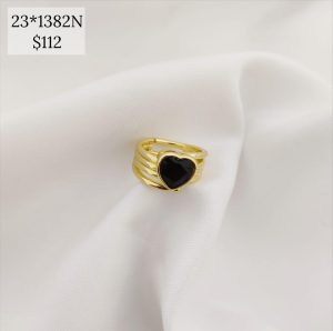 ANILLO VARIOS AROS ZIRCONIA CORAZ?N AL CENTRO