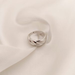 ANILLO TRORCIDO
