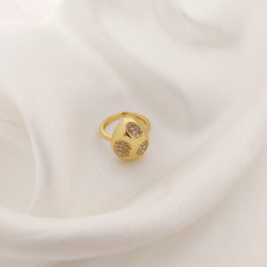 ANILLO ROCA CON ABOLLADURAS PAVE