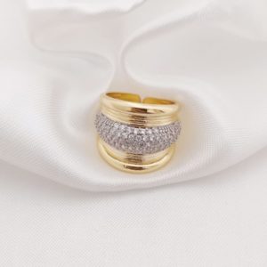 ANILLO ANCHO RAYAS CON DONA CENTRO PAVE