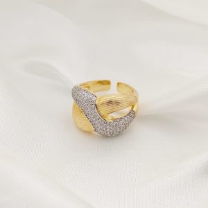 ANILLO EQUIS GORDITA RAYADA Y PAVE