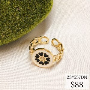 ANILLO TRENZADO CON FLOR DE 7 CORAZONES