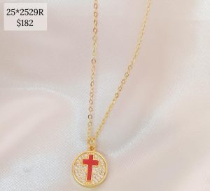 Collar circulo brillos y cruz color