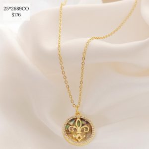 COLLAR DISCO CON FLOR DE LIZ FONDO COLOR COTORNO CZ