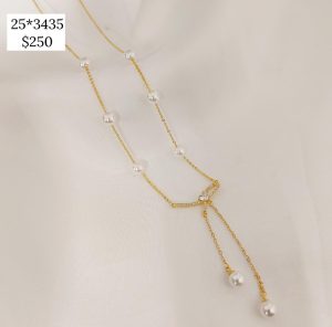 COLLAR PERLAS Y MEDIO MONO CIRCONIAS