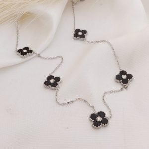 COLLAR FLORES RESINA CENTRO CZ