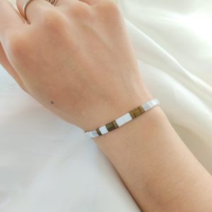 PULSERA ELASTICA DE CUADRITOS