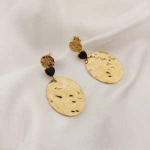 ARETE OVALO MARTILLADO CON ZIRCONIA CORAZON