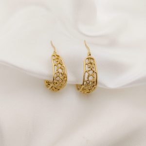 ARETE CON CALADO IRREGULAR