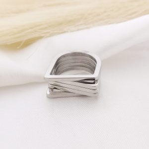 ANILLO FORMA CURBA Y FRENTE RECTO EN PICO 5 FILAS