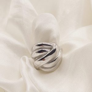 ANILLO BARRAS BOLEADAS EN NUDO