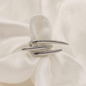 ANILLO ALAMBRE PUNTAS HACIA AFUERA OPUESTAS