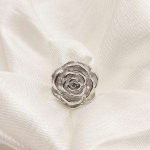 ANILLO ROSA GRANDE SOLIDA