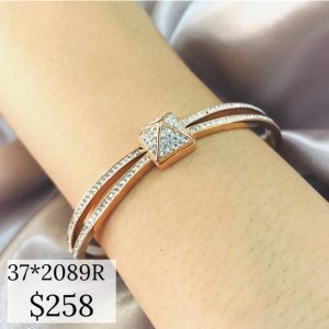 PULSO RIGIDO, CON CUADRO A MEDIAS