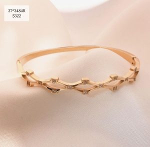 BRAZALETES ROMBOS Y CZ EN ESQUINAS