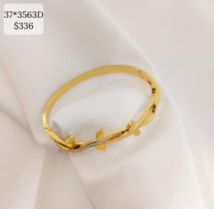 PULSO RIGIDO ENREDADERACON HOJAS