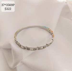 PULSO ESLAVONES BRILLOS RECTANGULOS UNION NUMEROS