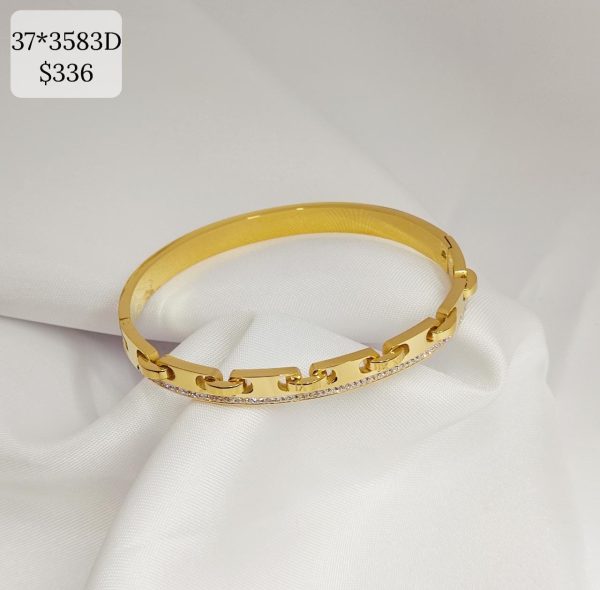 37-3583D.jpg 37-3583D.jpg