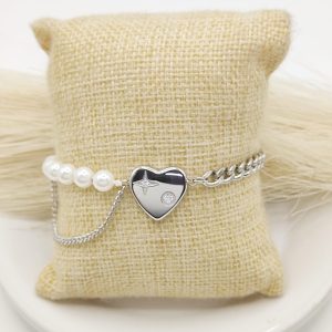 PULSO CAD PLANA Y PERLAS CORAZON CENTRO