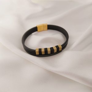 PULSO CABALLERO CON PLACA BICOLOR DE CUADROS