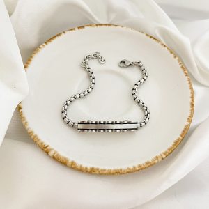 PULSO CADENA CAJA BARRA CURVA CON OLAN COSTADOS