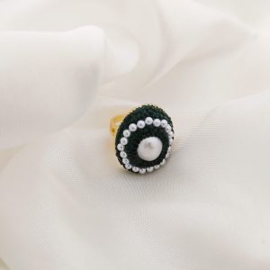 ANILLO PERLA NATURAL CON ZIRCONIAS Y PERLITAS ALREDEDOR