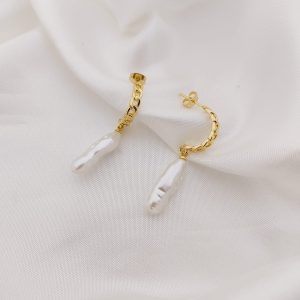 ARETE GANCHITO CON PERLA LARGA COLGANDO