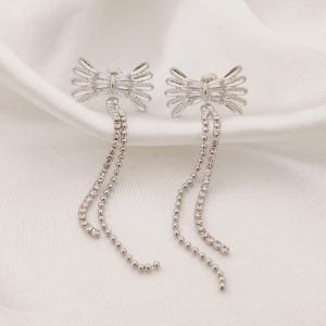 ARETE MO?O BAGUETTES CON CADENA COLGANDO BRILLOS