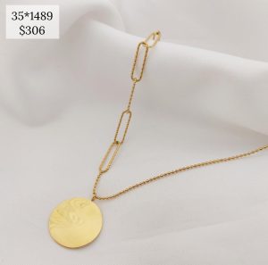 COLLAR DOBLE, DIJE CIRCULO TIPO CORBATERO