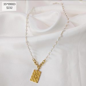 COLLAR PERLA DIJE CUADRO