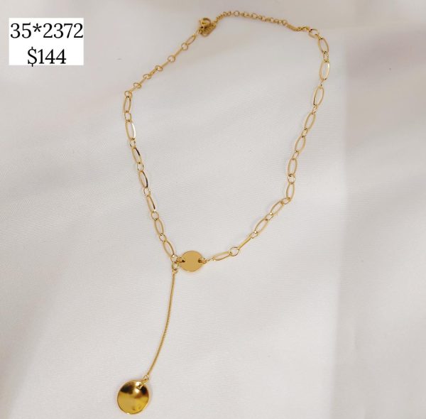 35-2372.jpg 35-2372.jpg