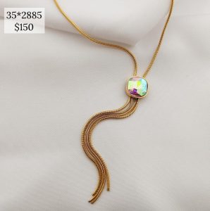 COLLAR COLA DE RATA CON CUADRO CZ Y TIRAS COLGANDO