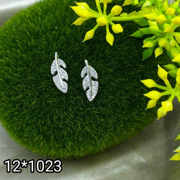 12-1023.jpg 12-1023.jpg