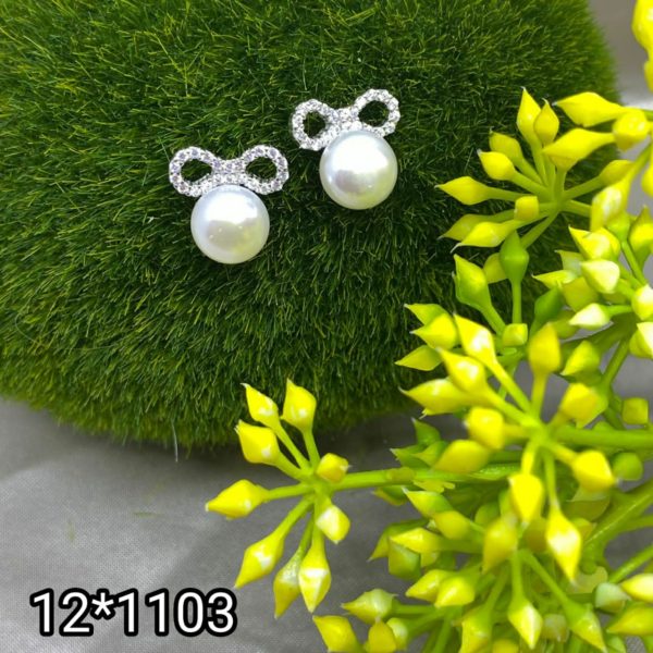 12-1103.jpg 12-1103.jpg