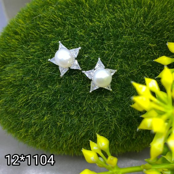 12-1104.jpg 12-1104.jpg