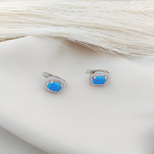 12-1301a.jpg 12-1301a.jpg