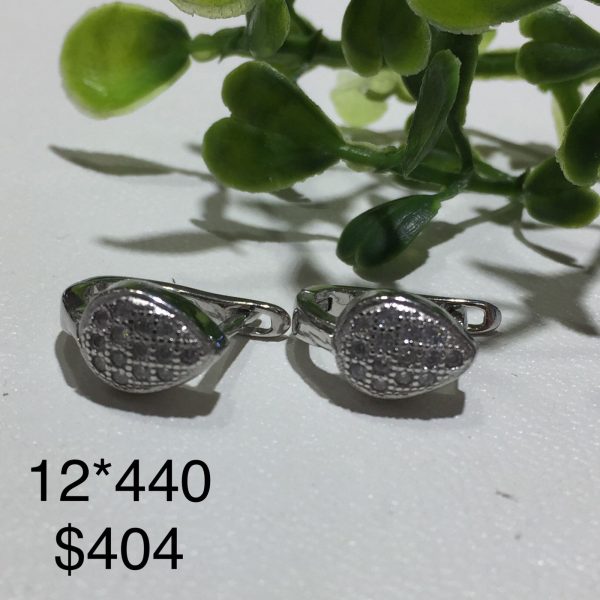 12-440.jpg 12-440.jpg