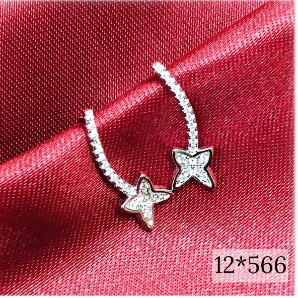 12-566.jpg 12-566.jpg