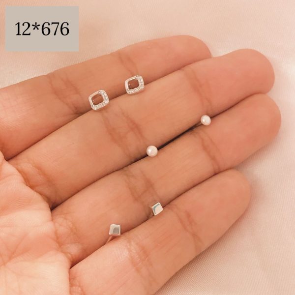 12-676.jpg 12-676.jpg