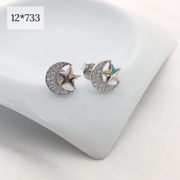 12-733.jpg 12-733.jpg