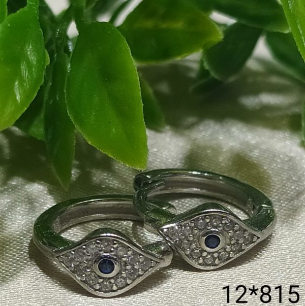 12-815.jpg 12-815.jpg