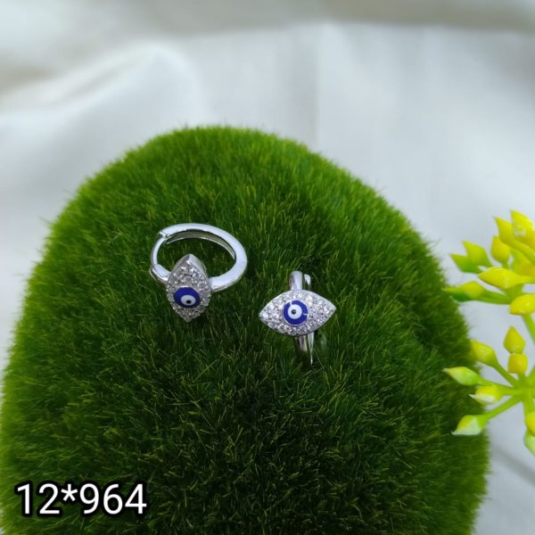 12-964.jpg 12-964.jpg